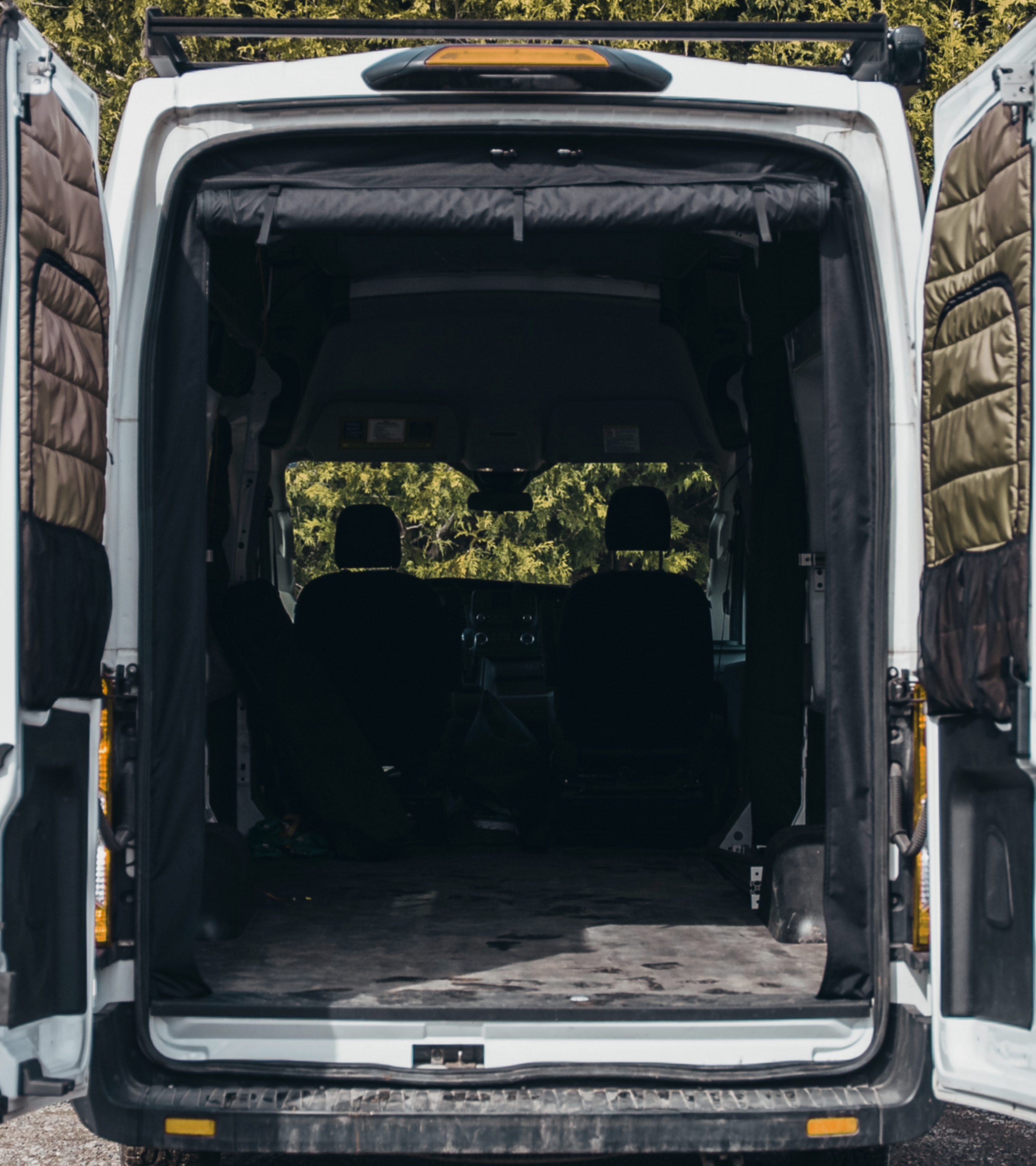 Transit rear door screen (Medium roof)