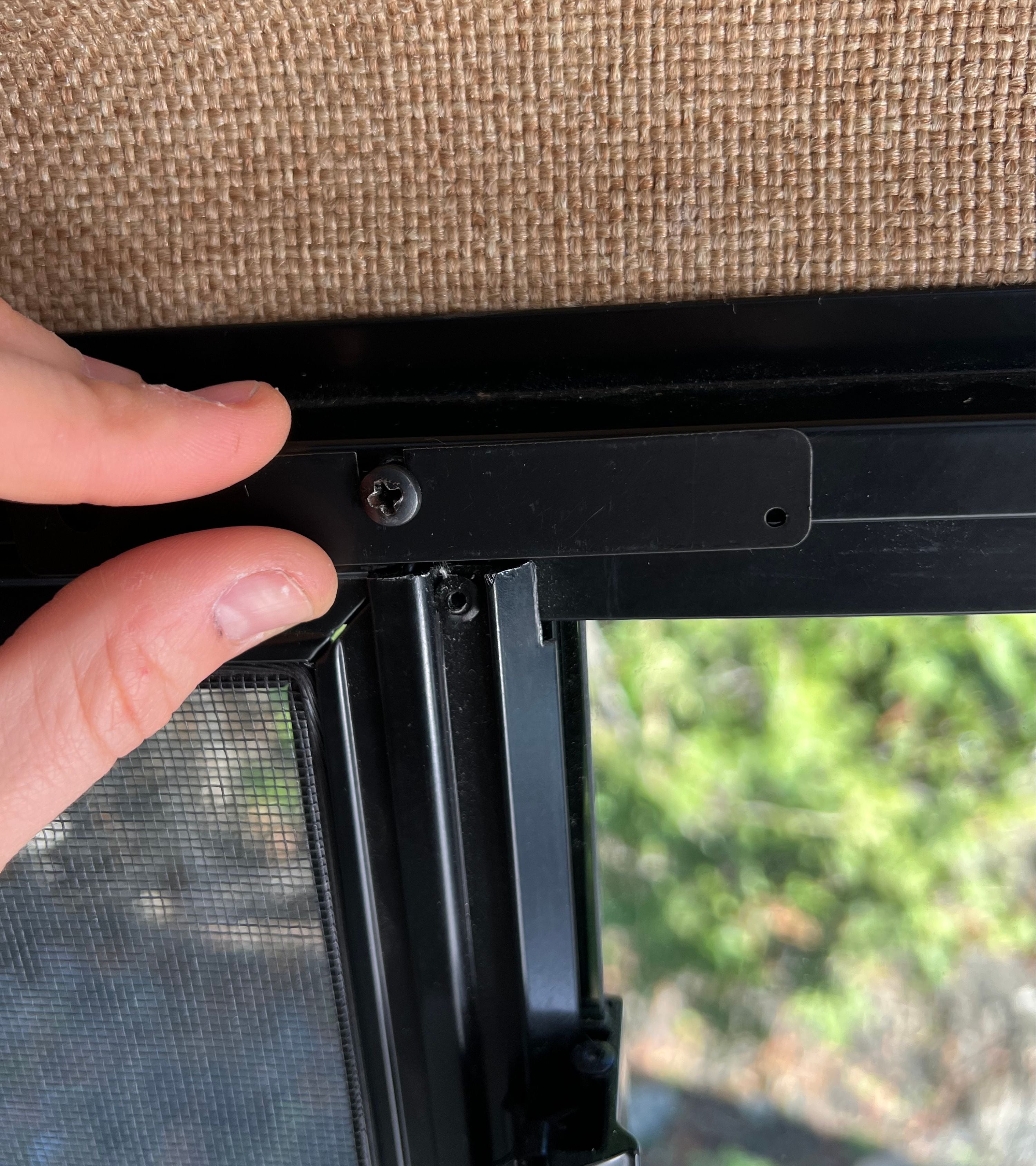Universal side windows