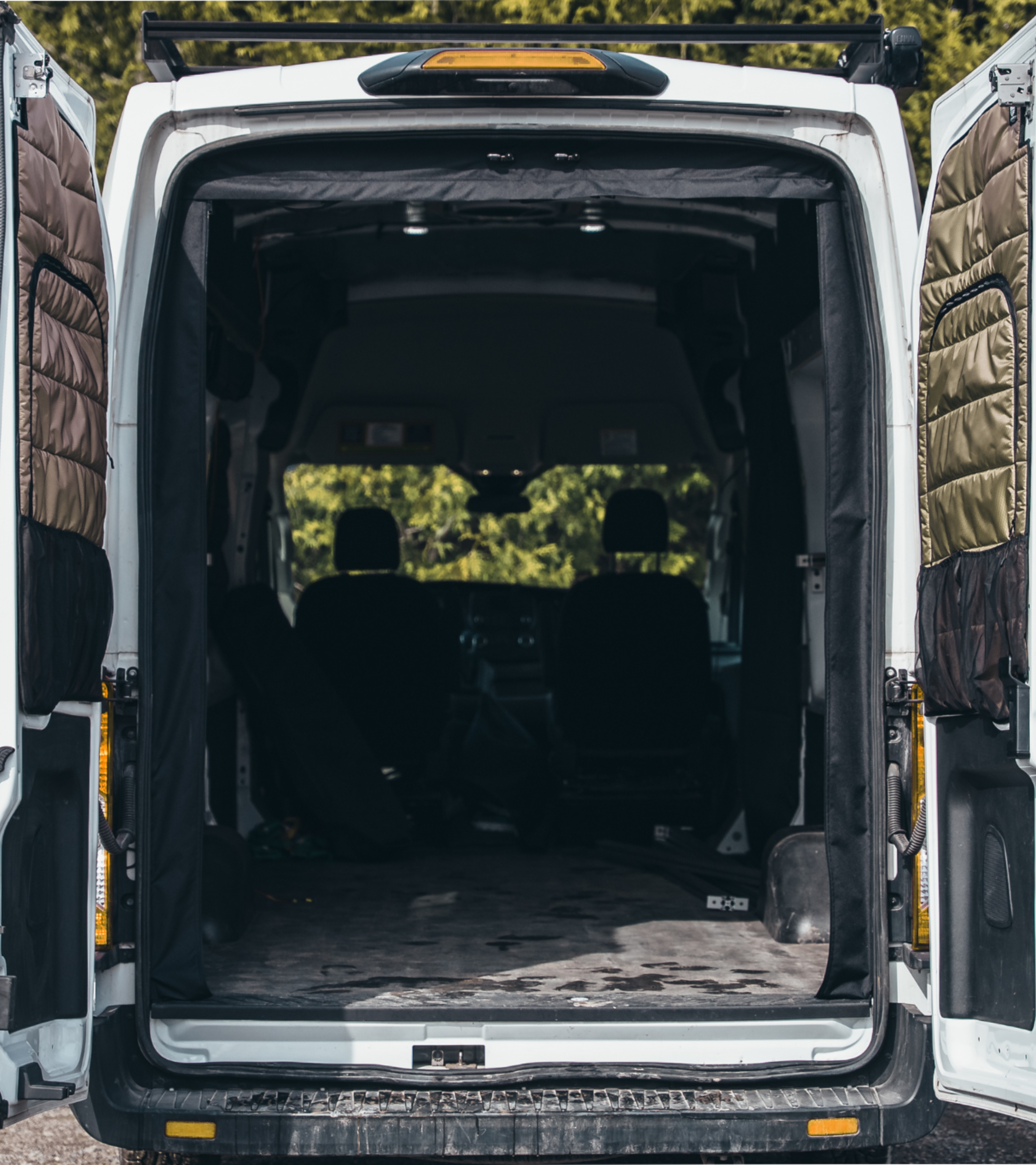 Transit rear door screen (Medium roof)