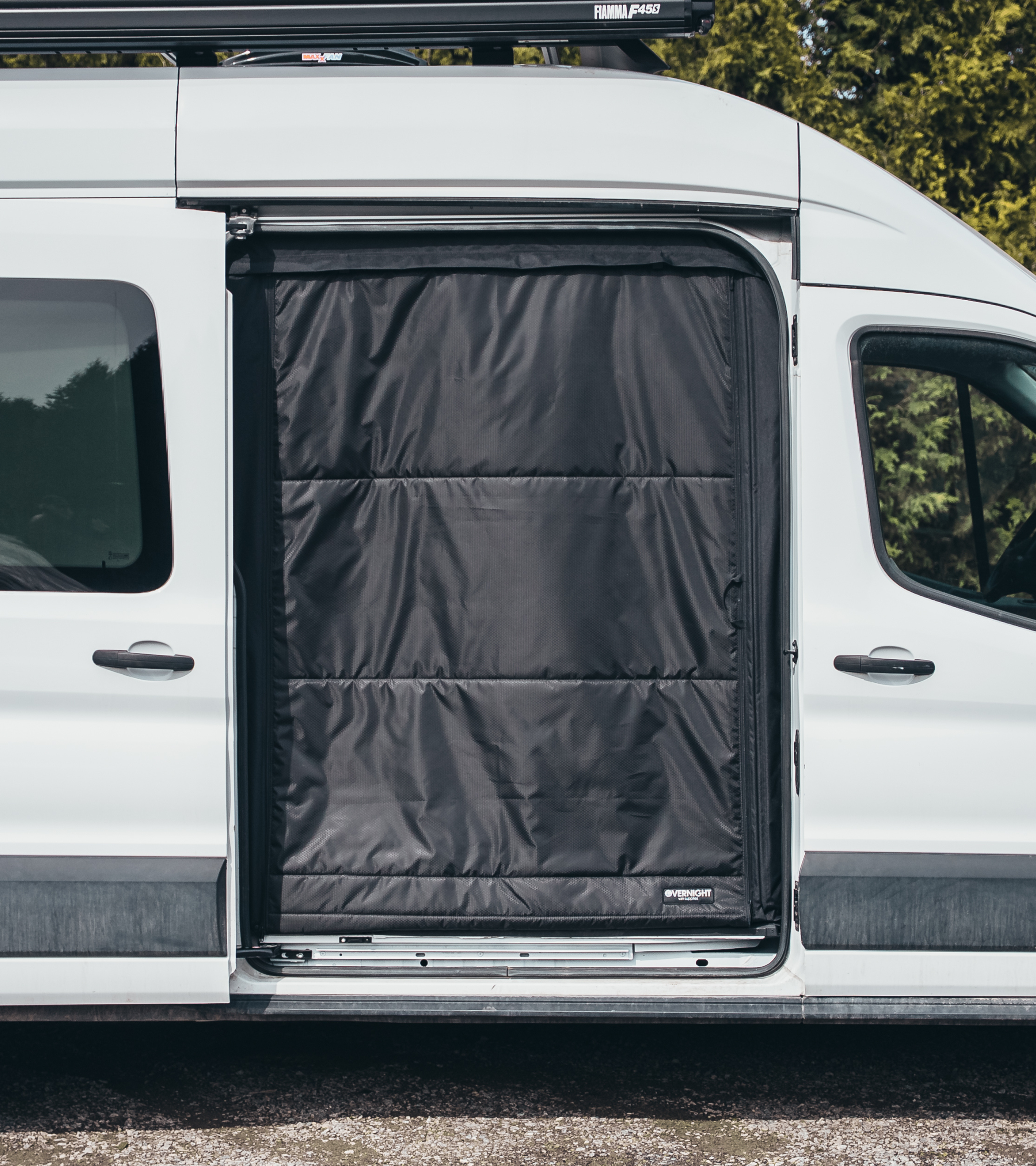 Insulated partition for Transit rear screen (Medium roof)