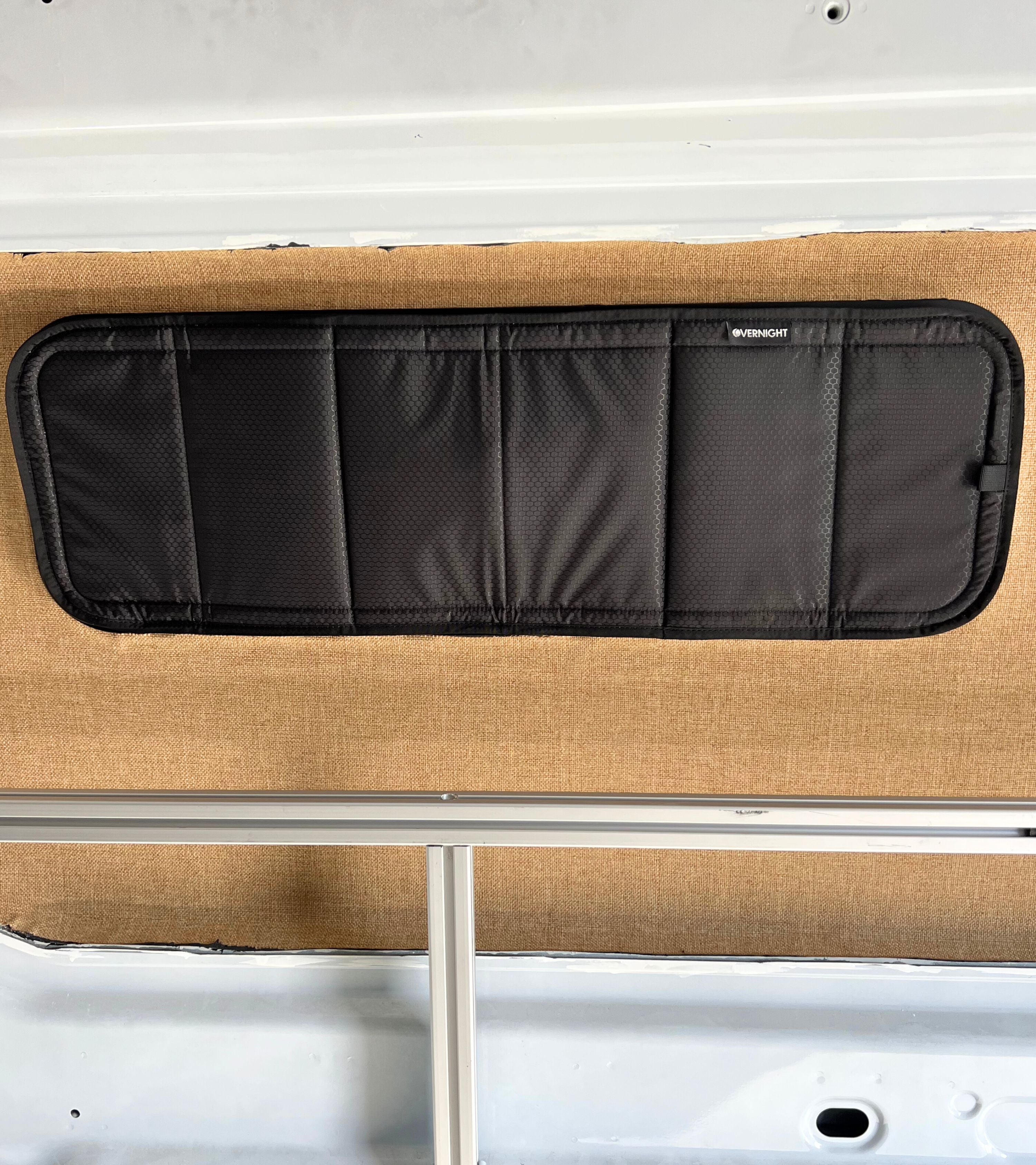 Universal side windows